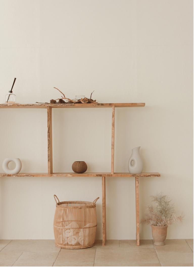 Un intérieur de maison évoquant la paix et la sérénité grâce au feng shui. 