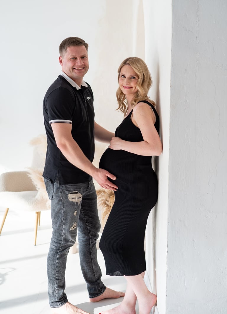 Nėščiosios fotosesija studijoje