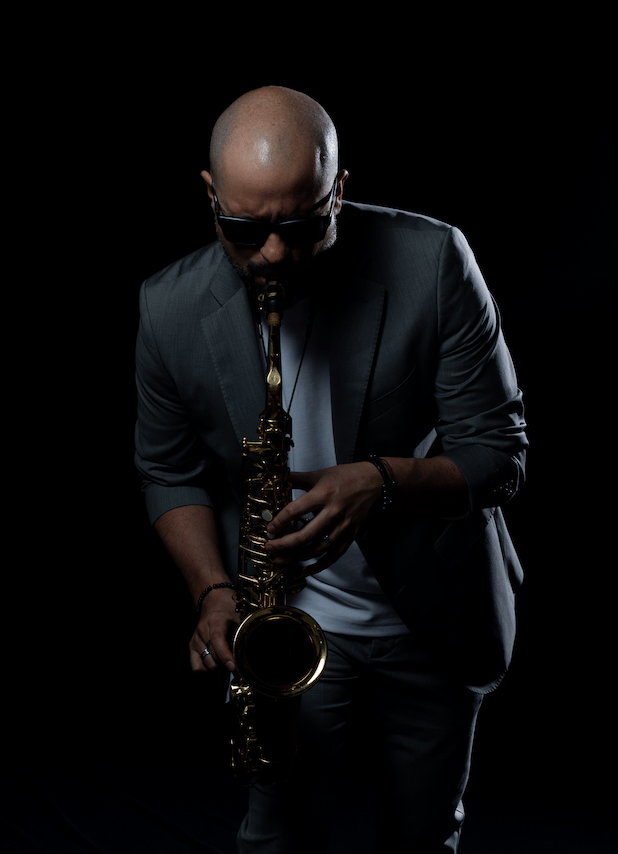 Saxofonista Elegante