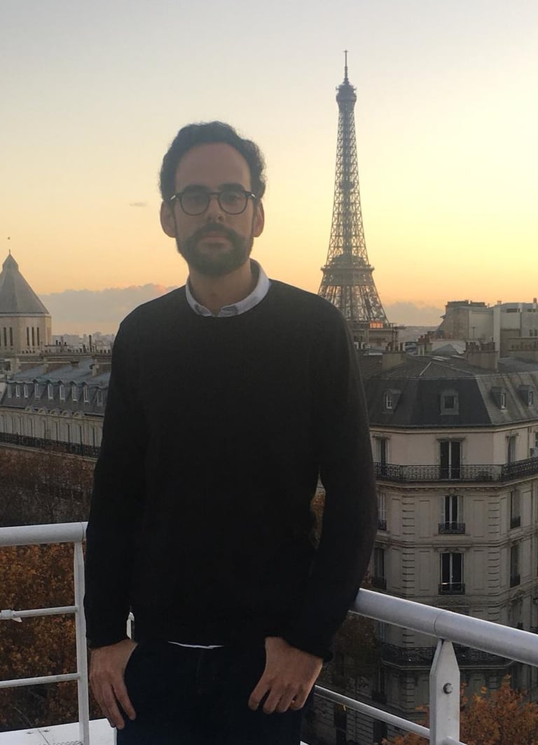 Ramón González en París