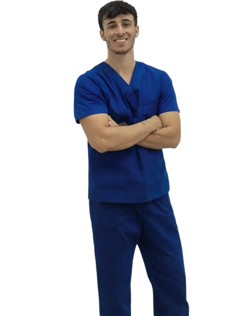 Podólogo a domicilio Valencia con brazos cruzados