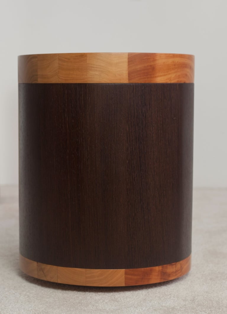 tabouret mobile en merisier et wengué