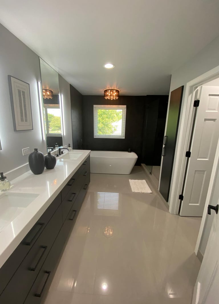 Master bathroom remodeled in Naperville by WESHORN