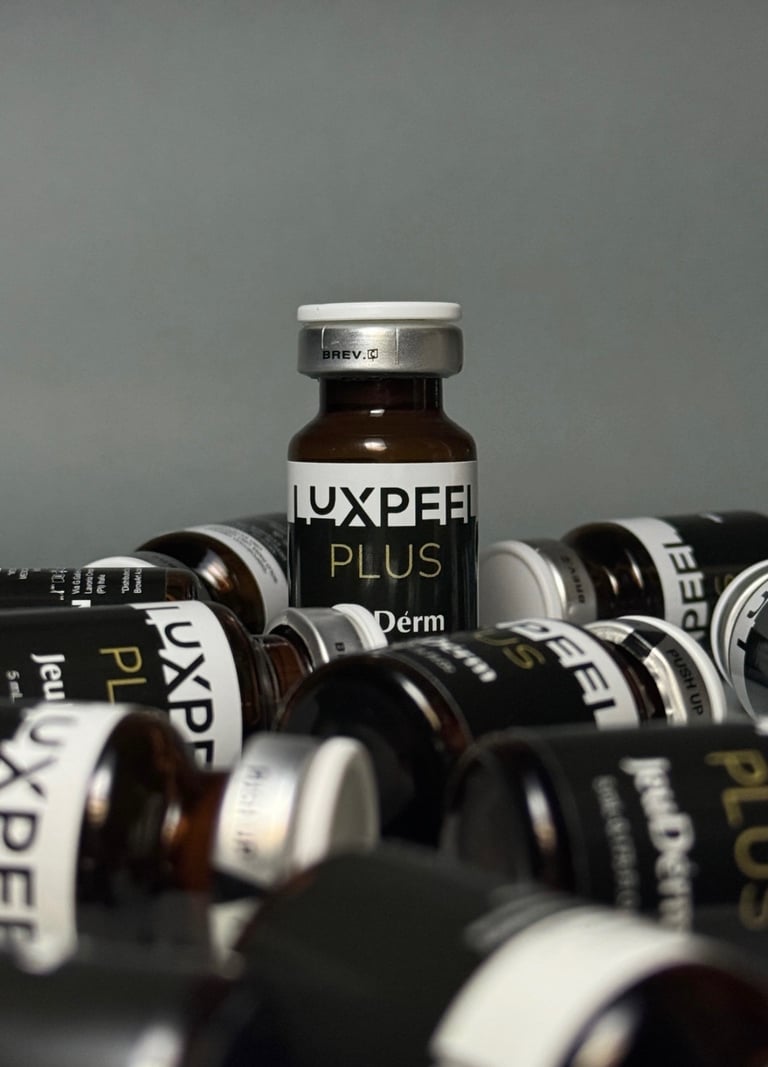 Luxpeel bottles from Jeudérm