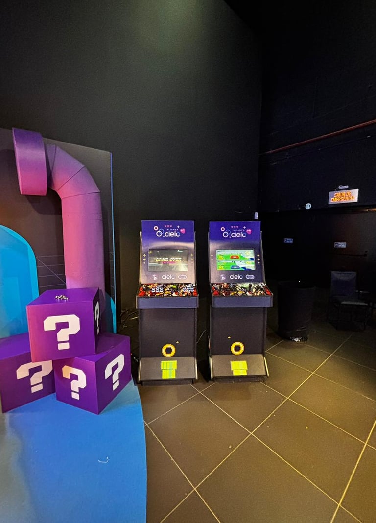 Fliperama personalizado R.A players para eventos corporativos