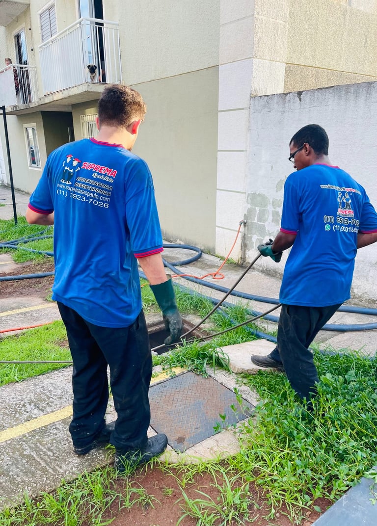 desentupimento de caixa de gordura