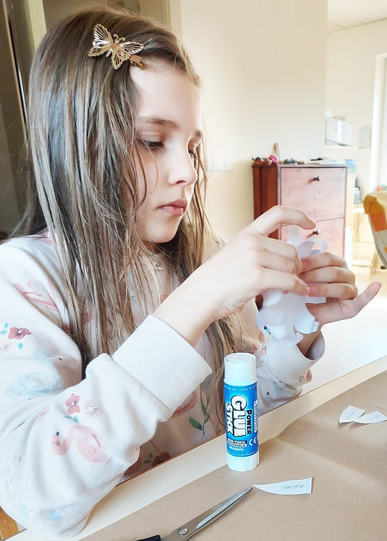 metodinės priemones sypsenele šypsenėlė pagalba mokyklinukui šypsnėlės lietuviu kalba mokosi