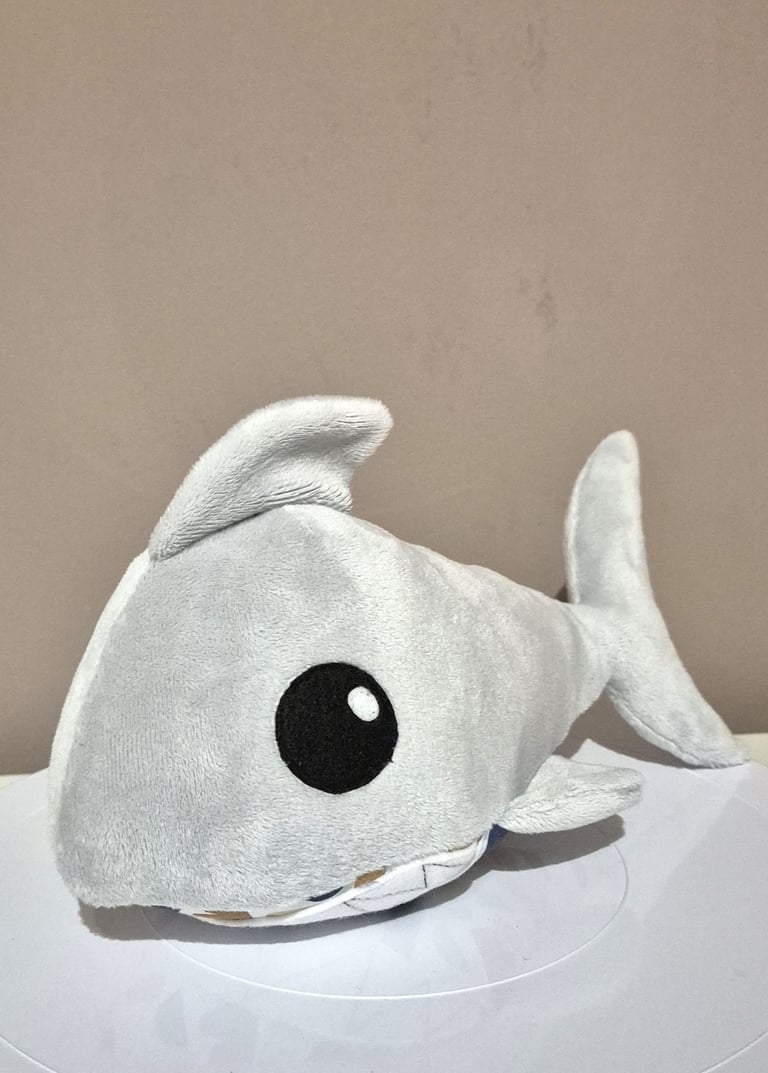 Peluche de Requin / Shark stuffed animal plush