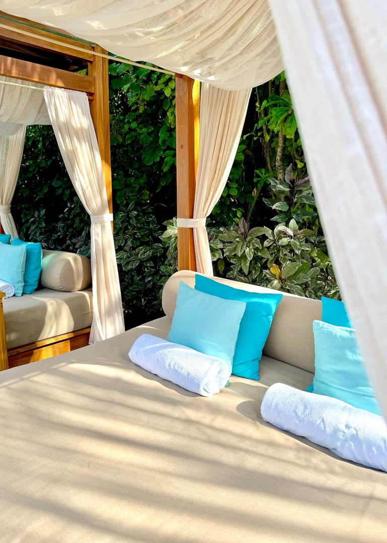Ayada Maldives main pool