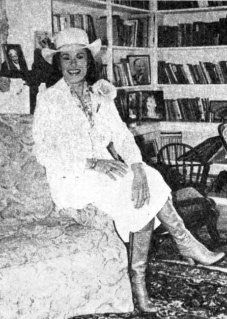 Katherine MacGregor Clippings from 1978 magazine from Spain