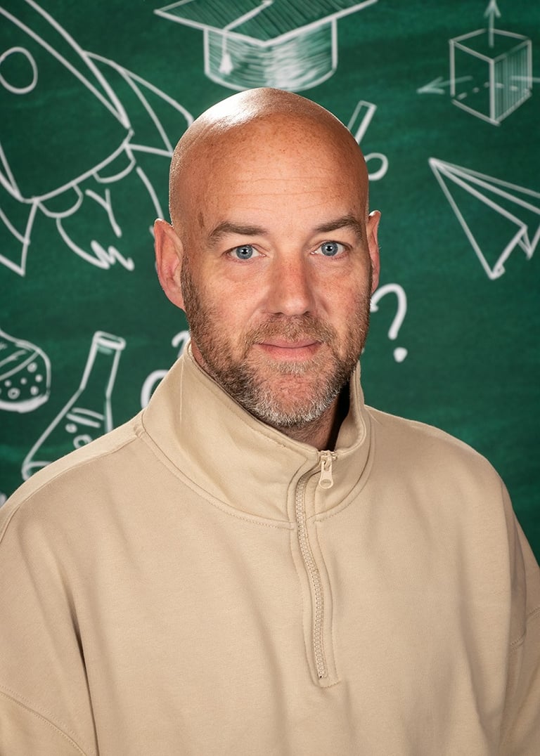 Monsieur Nicolas, professeur d'éducation physique