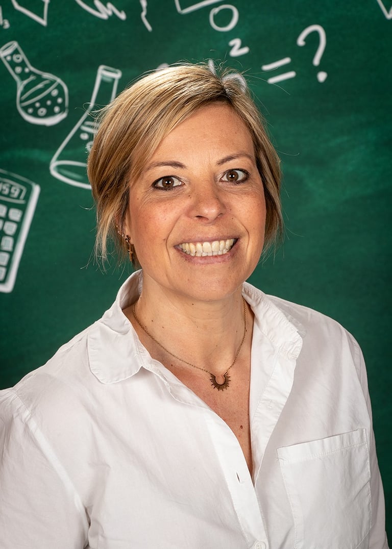 Madame Vanessa, institutrice primaire