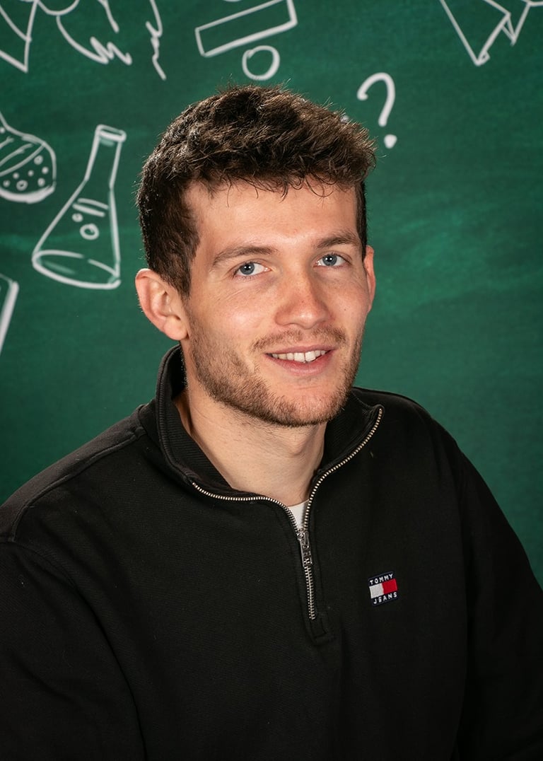 Monsieur Léo, institueur primaire