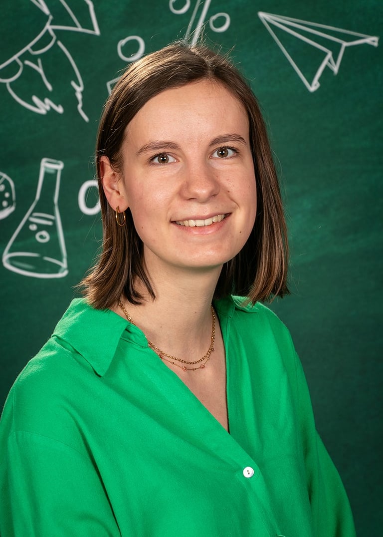 Madame Olivia, logopède de l'école