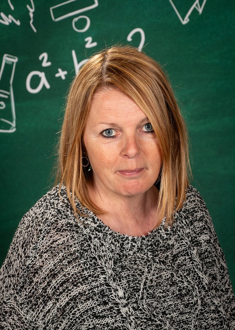 Madame Sabrina, puéricultrice de l'école