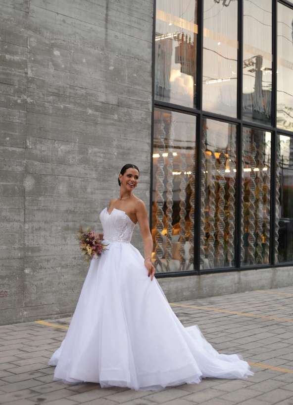 Vestido de noiva branco longo - Spaço Glamour Recife