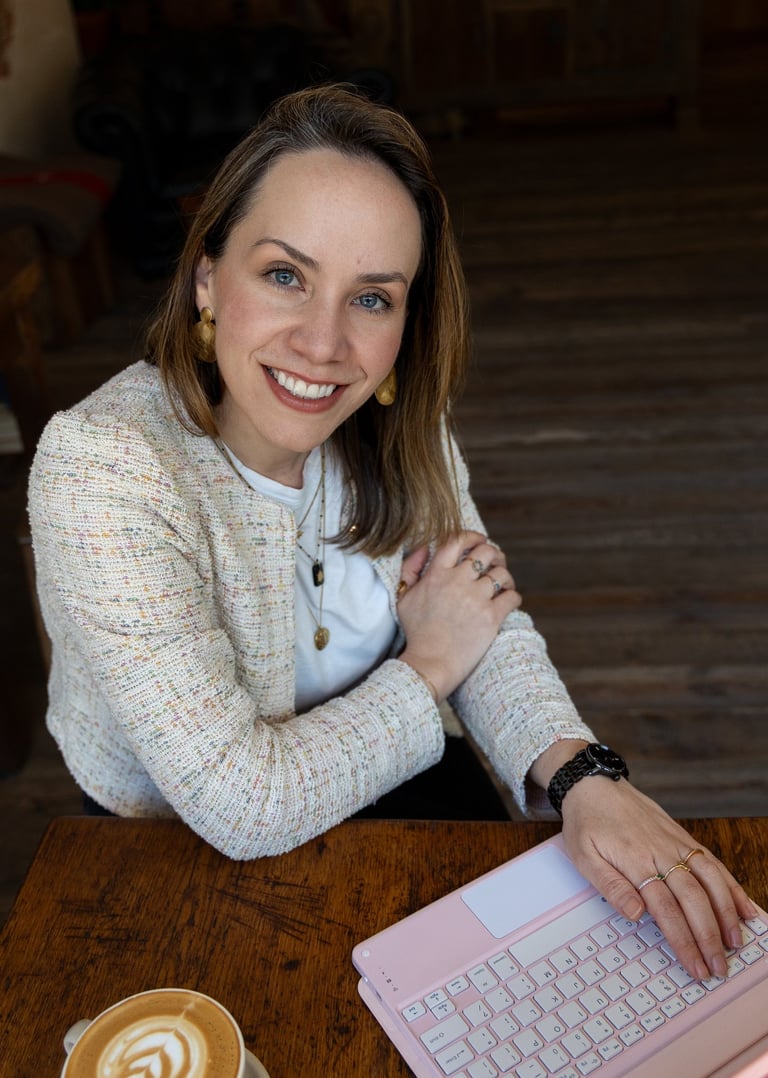 Elsa Silva Writer