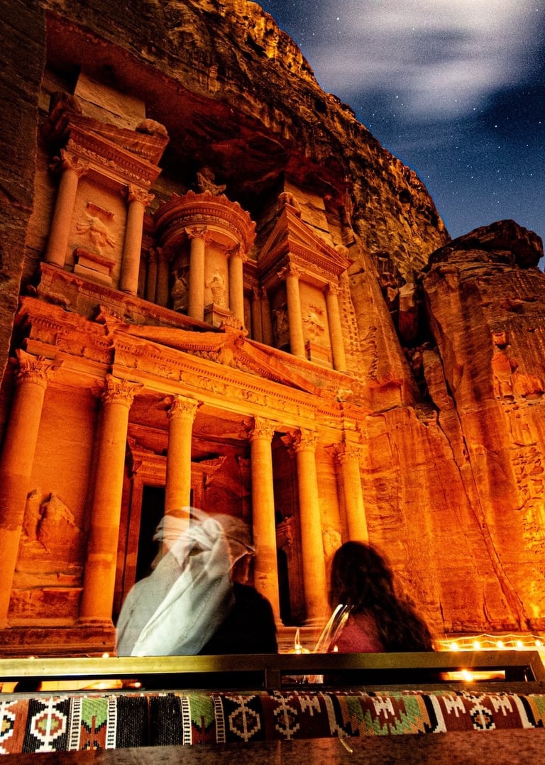 Curiosidade de Petra. Exclusive Jordan