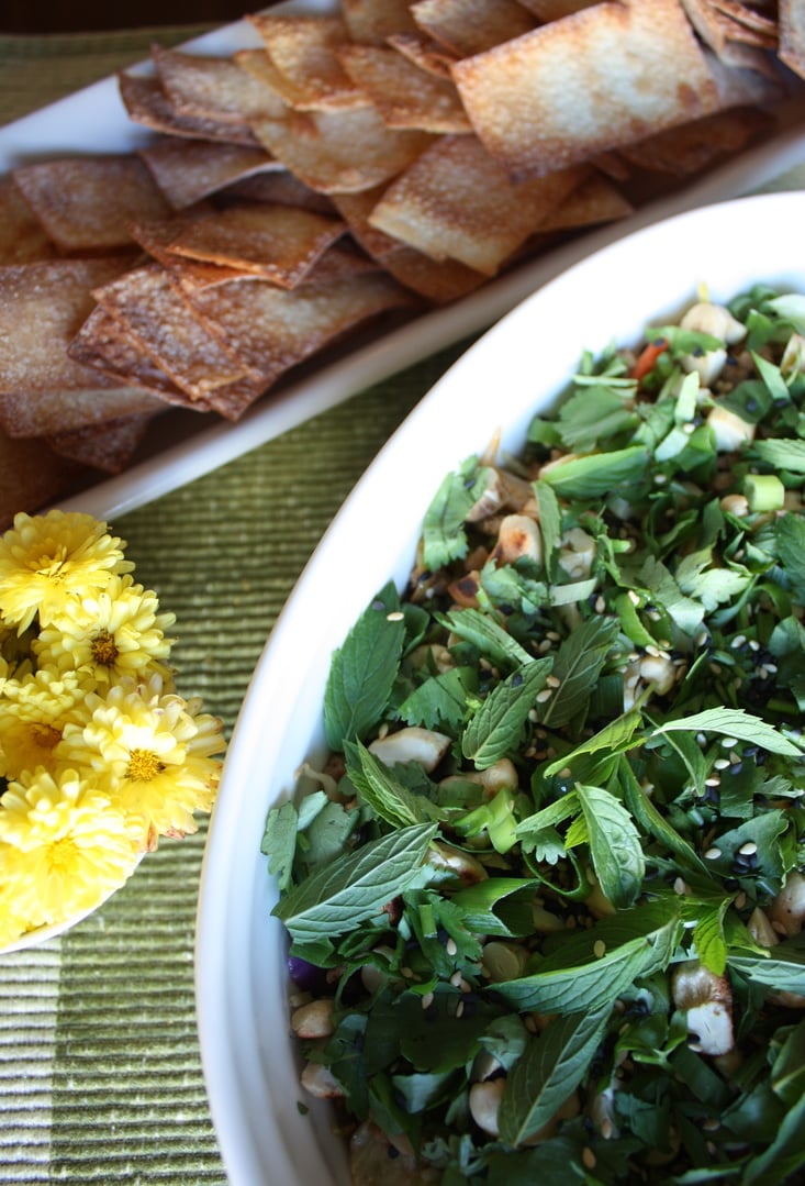 best thai dip ever and wonton chips