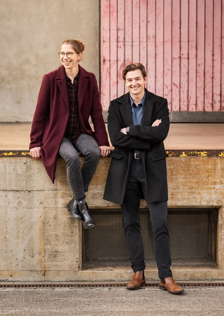 you see a woman and a man the founders of fotografie-akademie