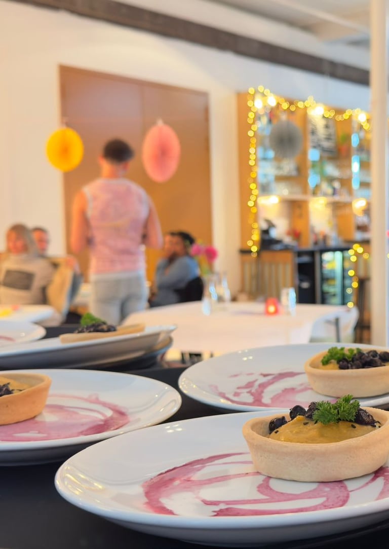 Queertopia vegan dinner