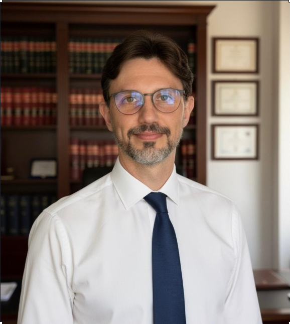 Dr. Teófilo Stefanichen Neto — Advogado Trabalhista em Maringá