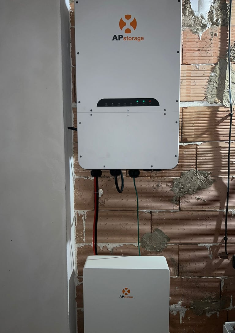 Batterie physique APStorage installée sur une installation photovoltaïque résidentielle