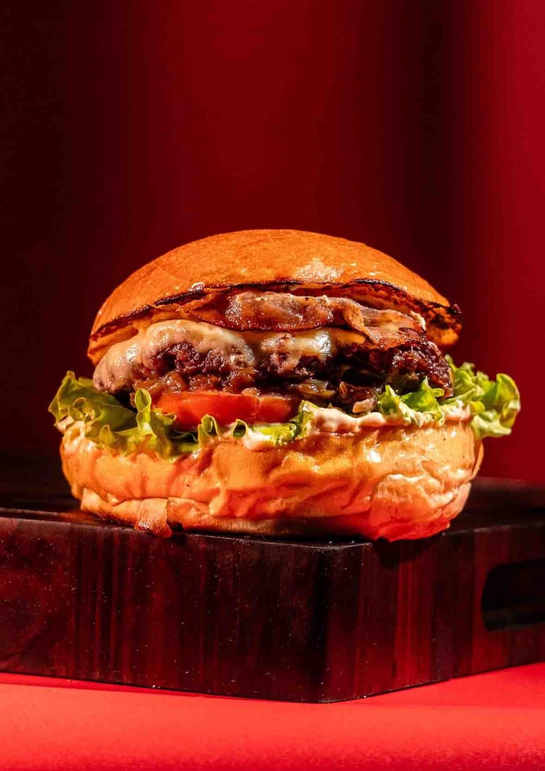 Hamburguesa La Mentirosa en Rustic la Tebaida Quindío