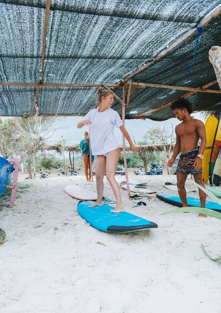 beginner surf lesson