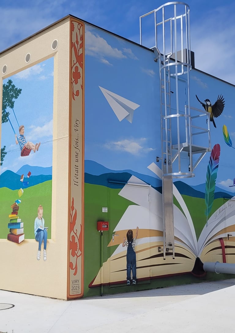 Fresque réalisée sur les 4 façades d'une chaufferie, en plein coeur d'un village. Comment intégrer un bâtiment disgracieux.