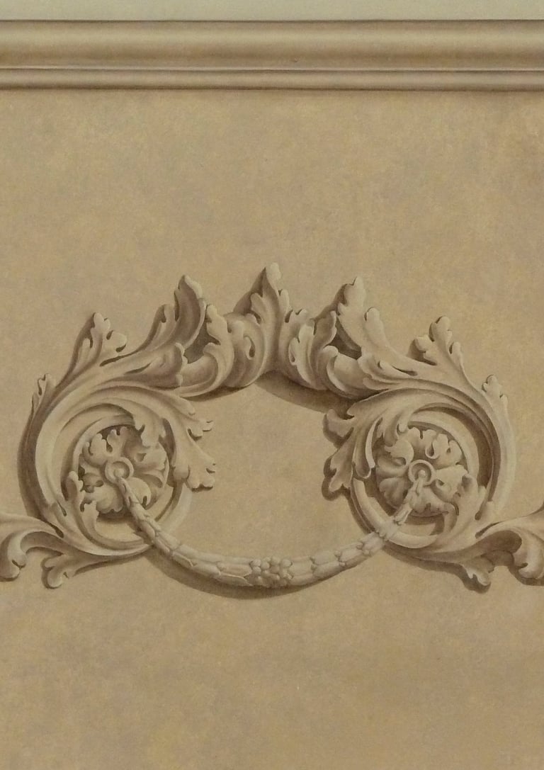 Ornementation, moulures et matière par cette grisaille, ce trompe-l'oeil apporte un style et du raffinement à vos intérieurs.