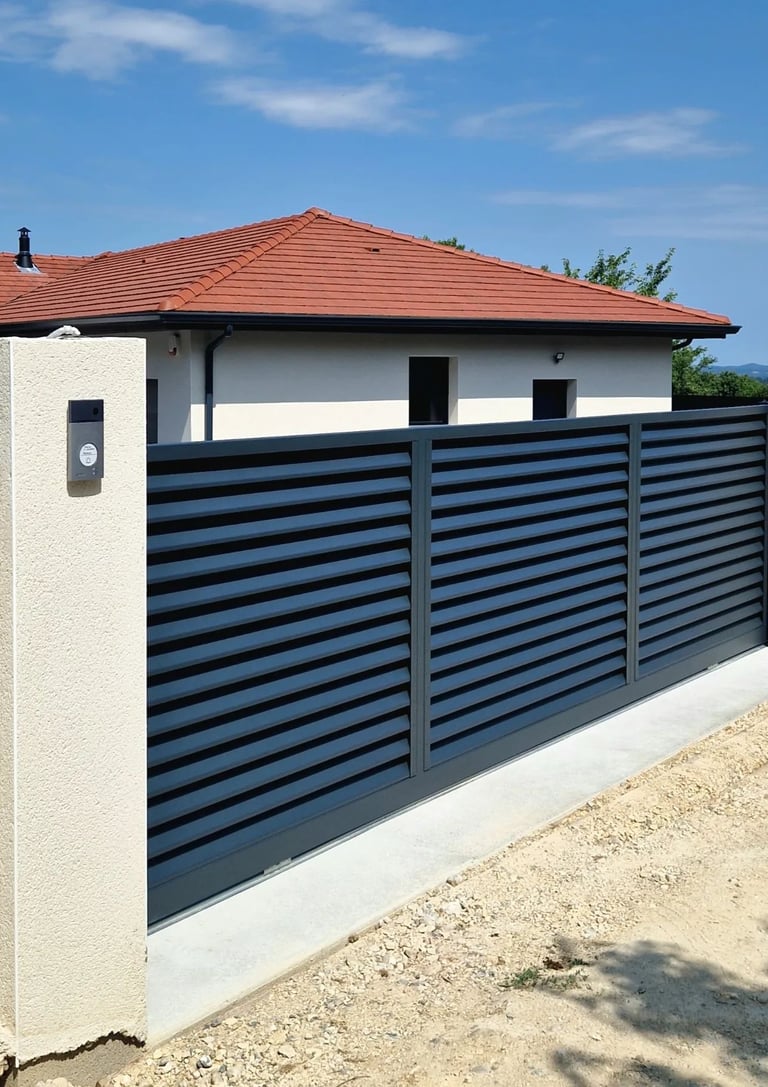 portail en acier coulissant à genas