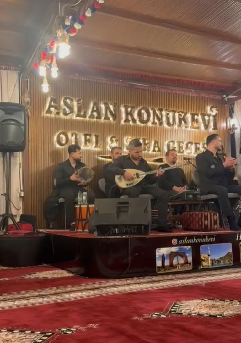 Urfa Sıra Gecesi