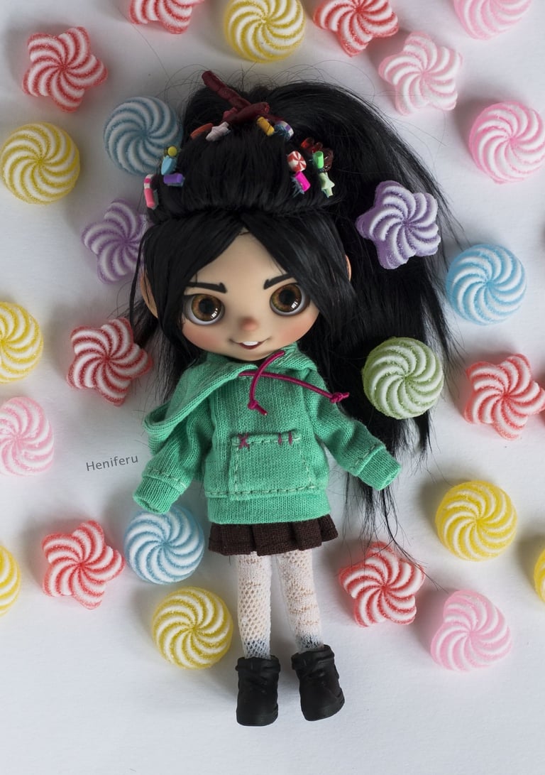 heniferu custom petite blythe vanellope 