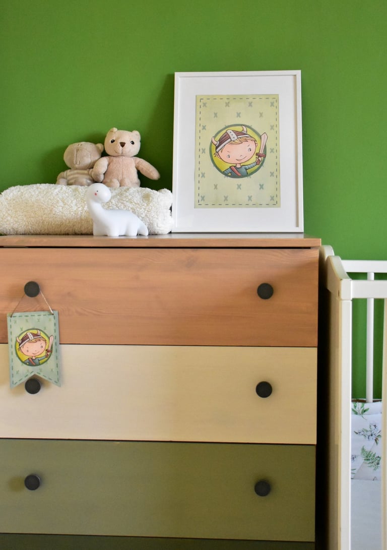 Green children's room decoration set with handmade painted banner and illustration art print