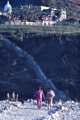 Babaji al fiume Gautam Ganga