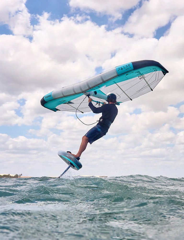 Wing foil pamoka pradedantiesiems Svencelėje su IWO instruktoriumi