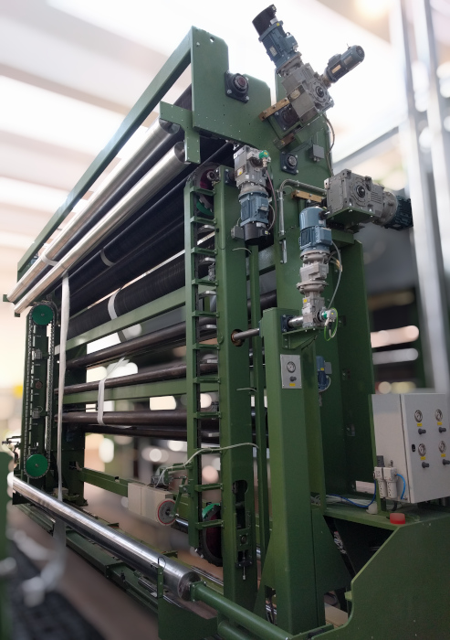 Allargare e allungare nonwoven geotessile