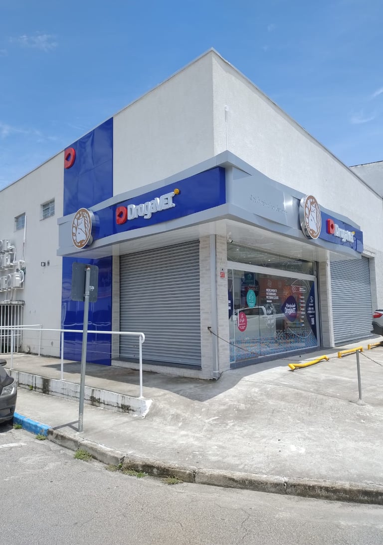 Fachada em ACM instalada por empresa de comunicação visual