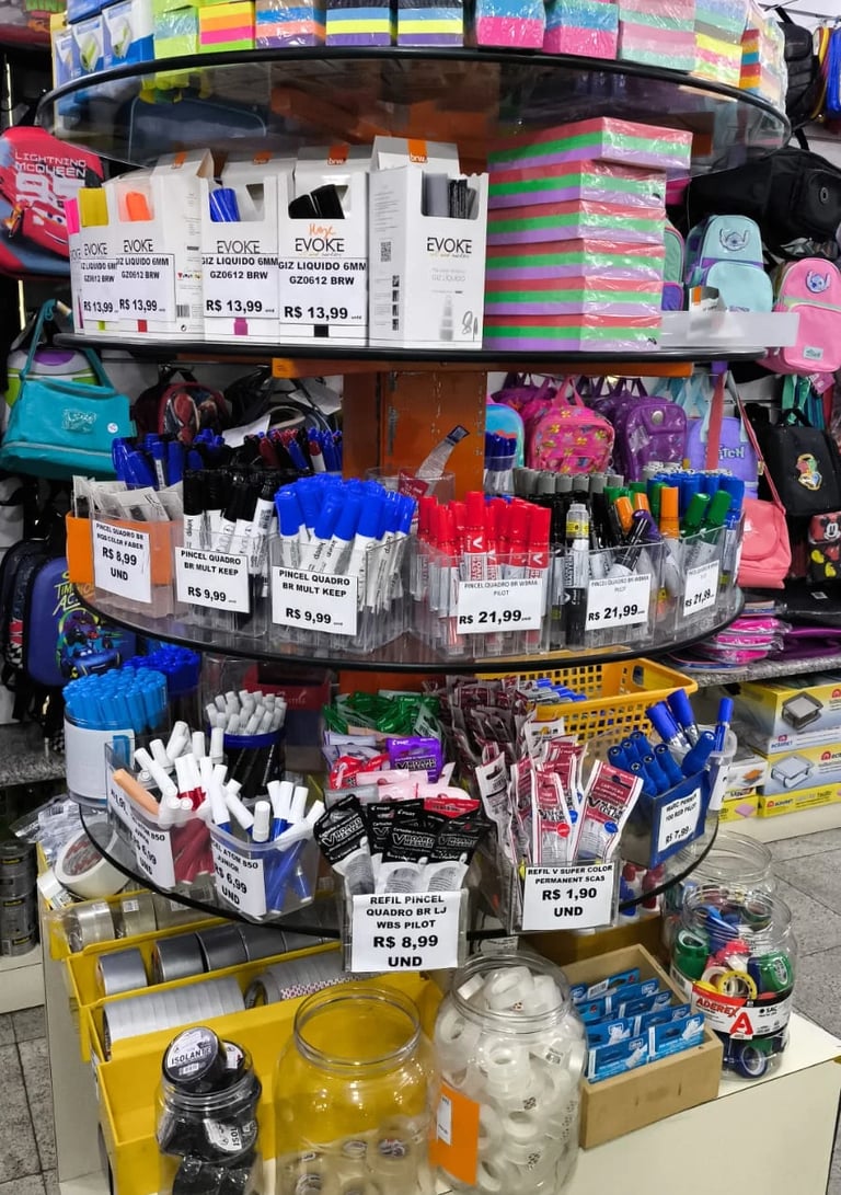 Organização, criatividade e praticidade em papelaria