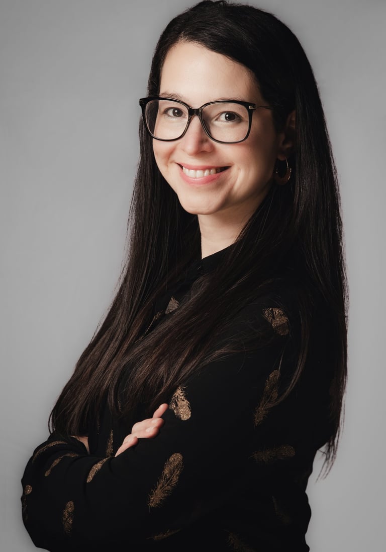 Portrait professionnel femme cadre pour profil LinkedIn