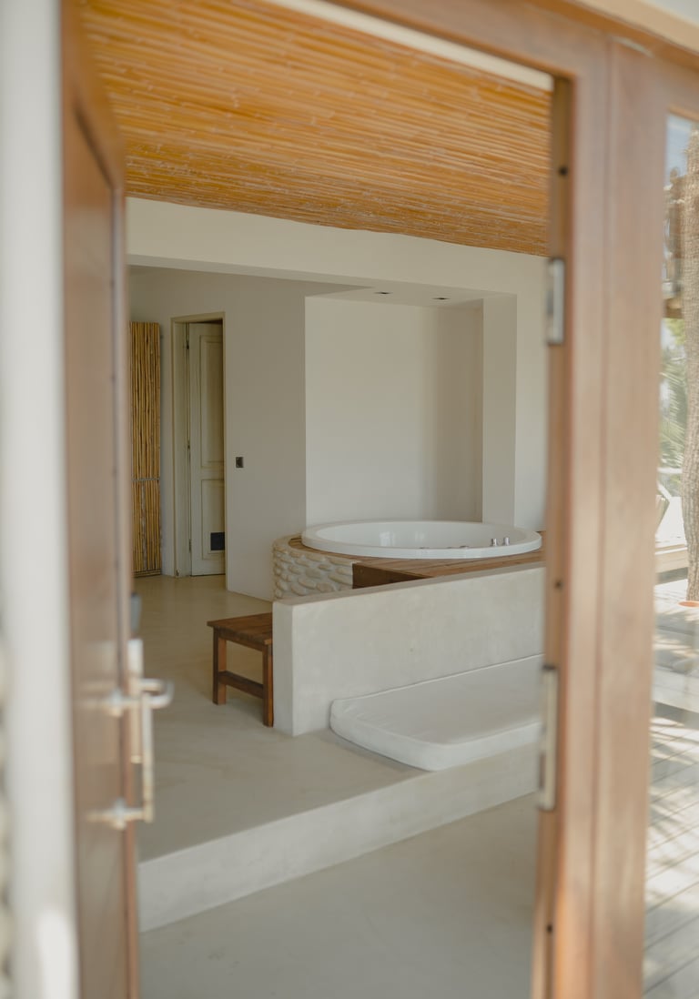 Gloria Maris Hotel Suites and Villa jacuzzi executive suite luxury private pool