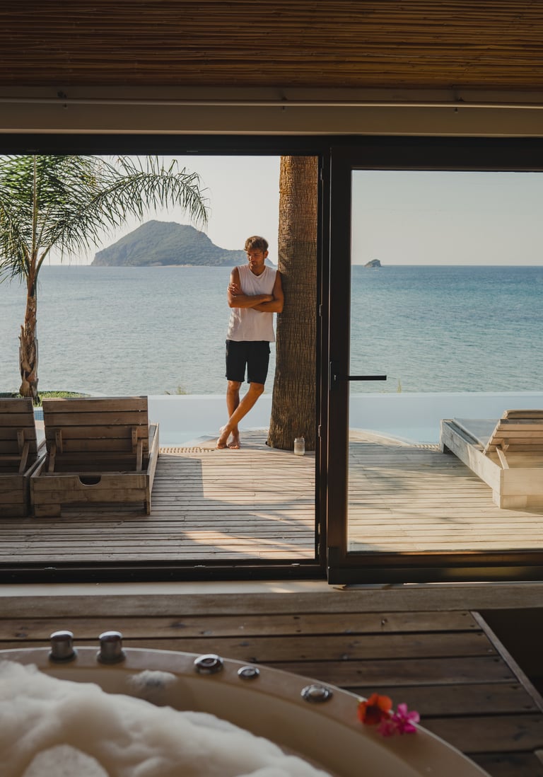 Gloria Maris Hotel Suites and Villa executive suite jacuzzi view marathonisi turtle island