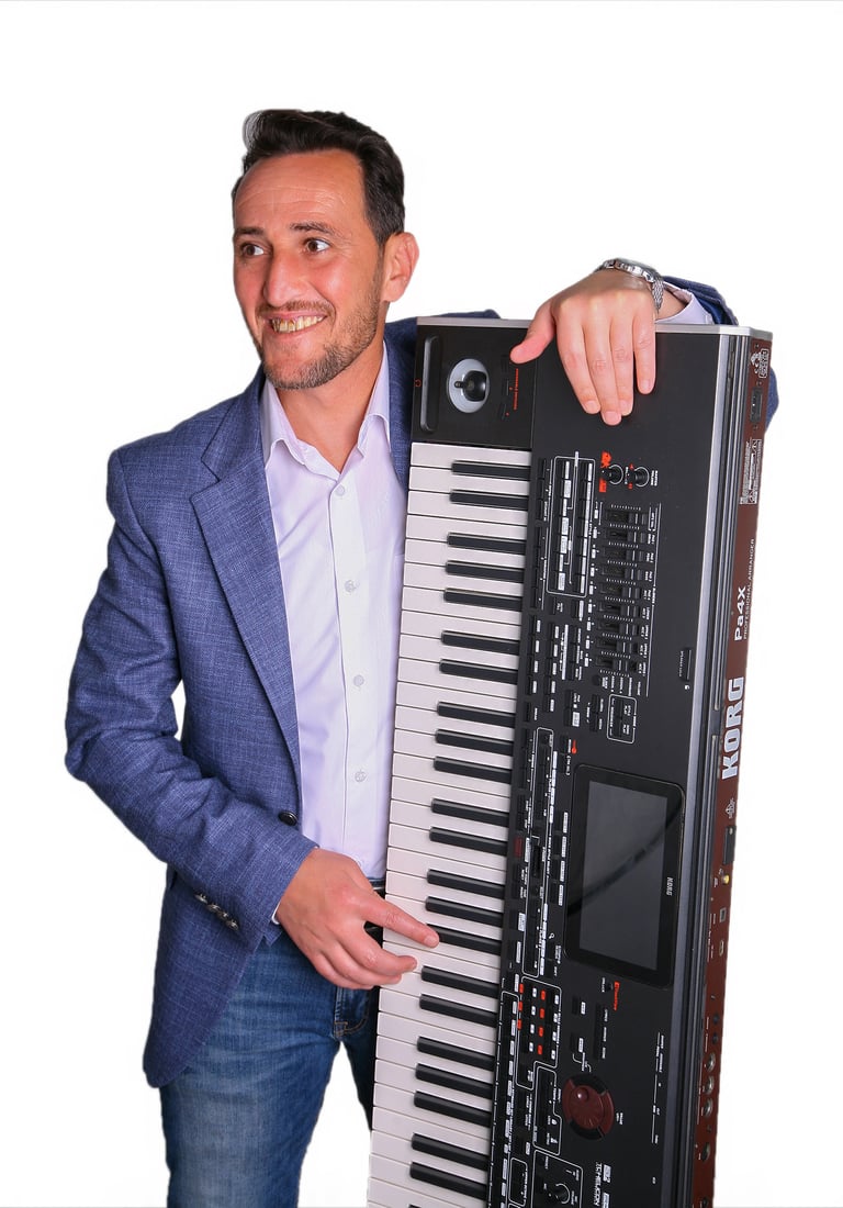 عازف الاورج عبدو الصغير