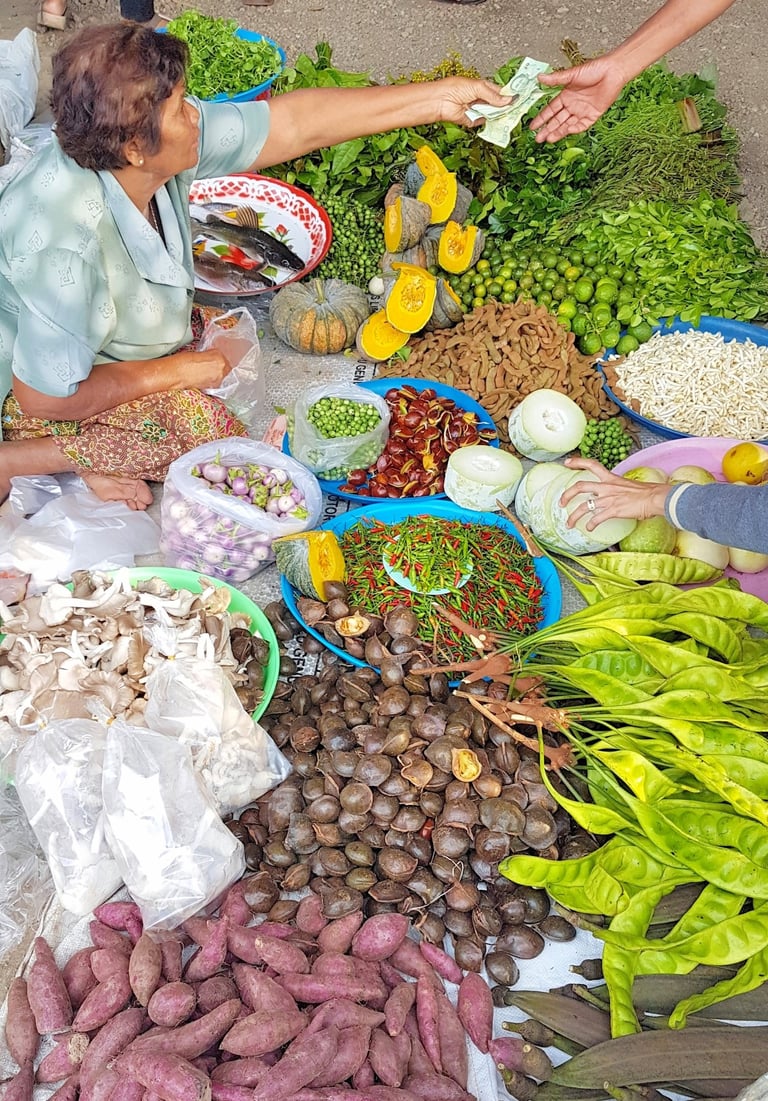 ตลาดนัด ฝนทอง (Talat Nat Fontok), Chumphon 