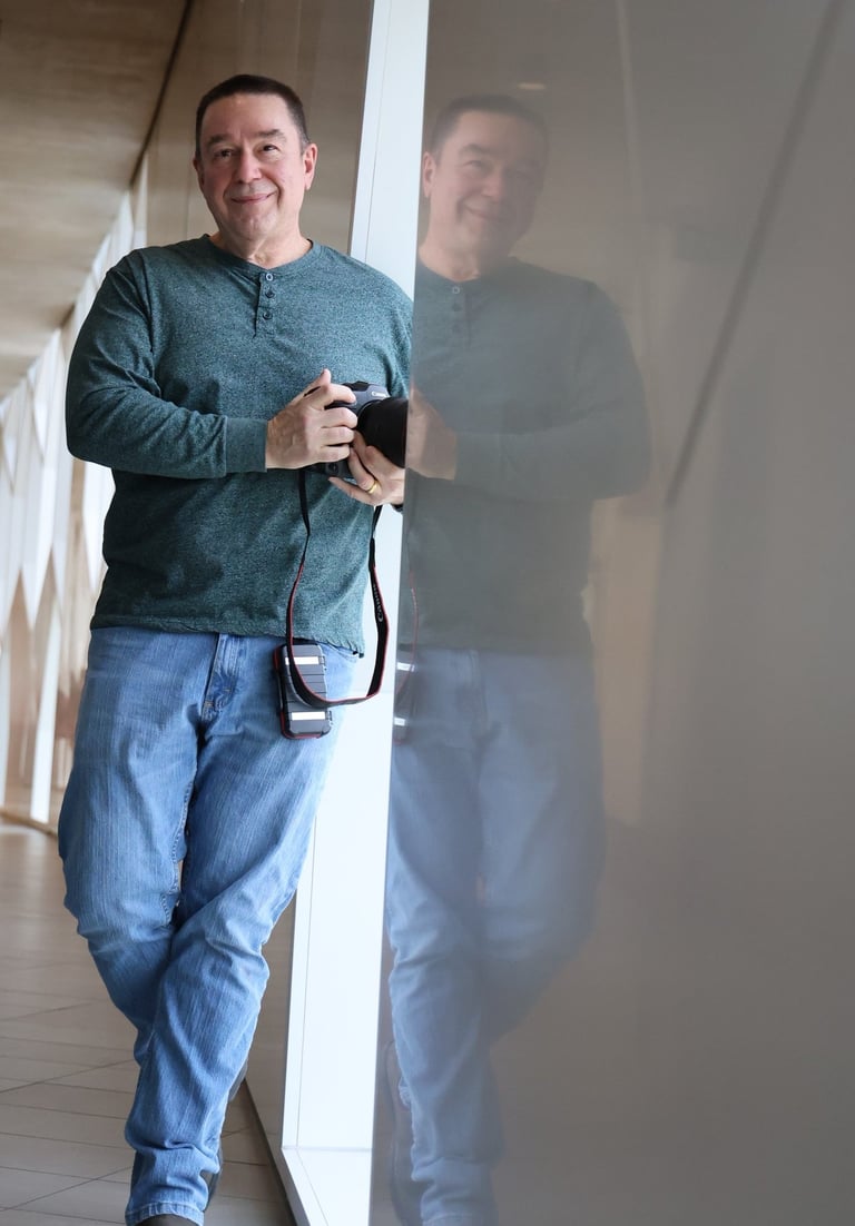 photo of photographer Guntram John Weisbrich 