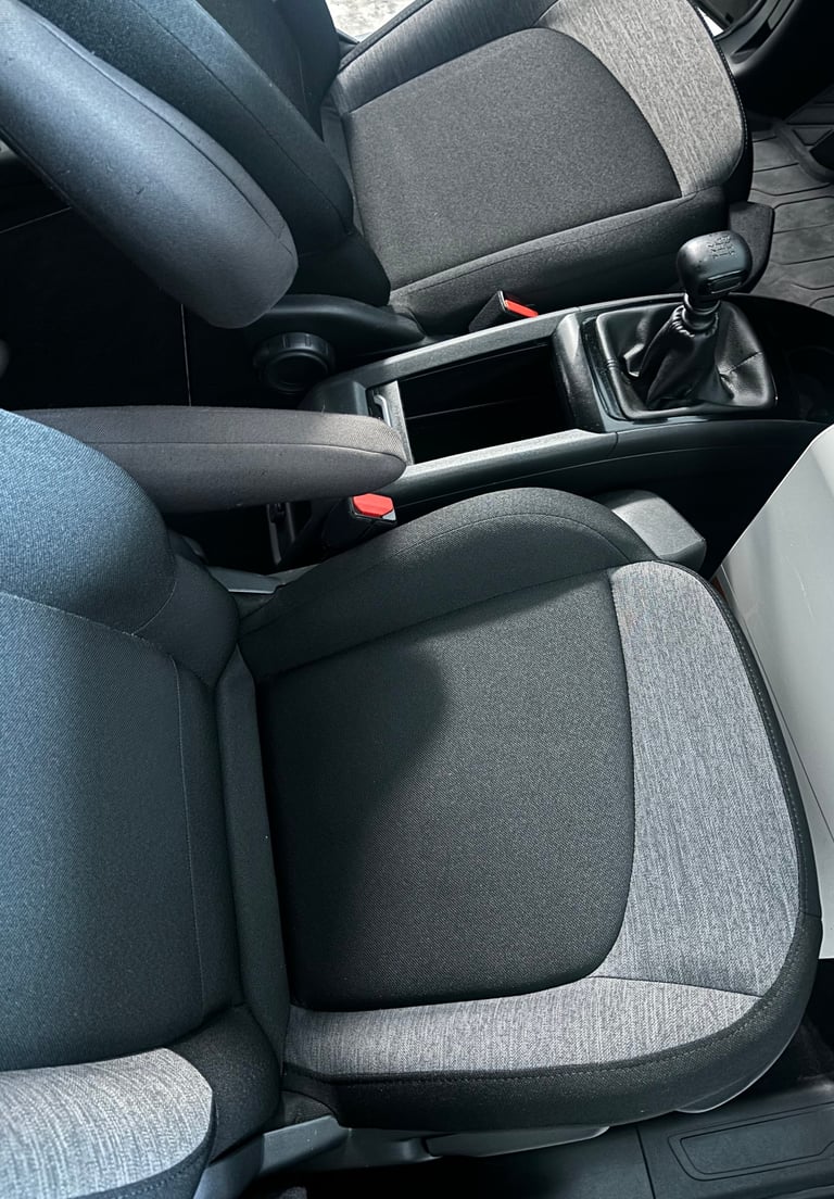 Autó belső tisztítás kárpittisztítás CarSpa autókozmetika Orosháza