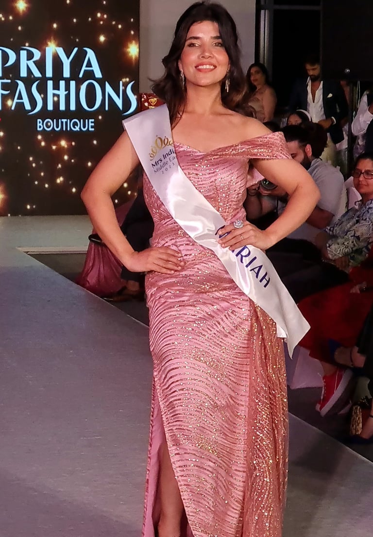model miss pageant beauty contest evening gown stunning dress gorgeous