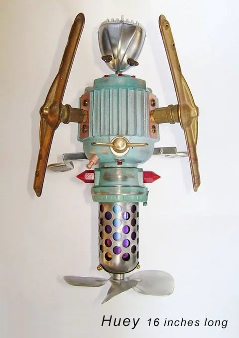 Image 2 of metal creature sculpture named Huey by artist Tal Avitzur.