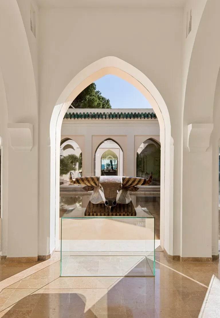 Arched entrance hall at Villa El Rincon